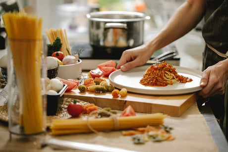 CIAO PASTA - PÂTE LONGUE - RECETTE FACILE - SPAGHETTI SAUCE TOMATE - RECETTE ITALIENNE - REPAS ITALIEN - ÉPICERIE ITALIENNE